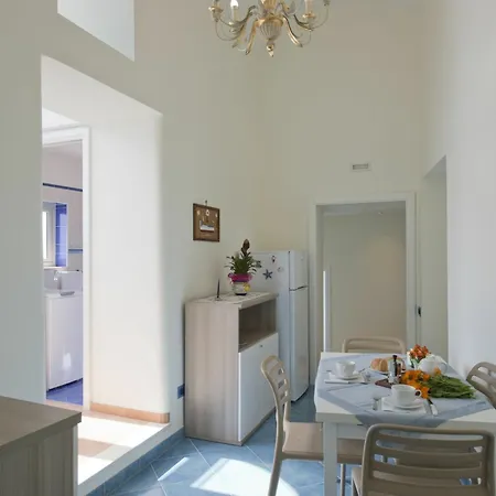 Blu Rose Apartment *